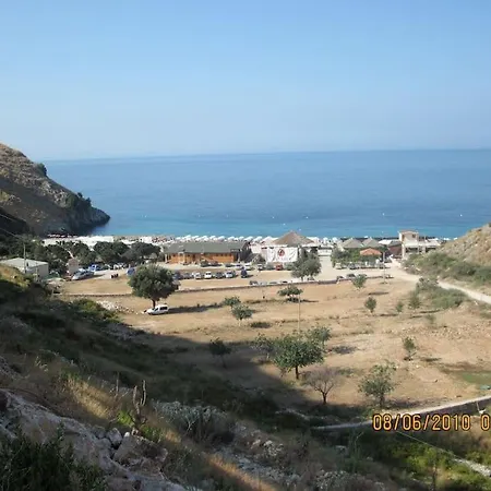 Holiday home Manol